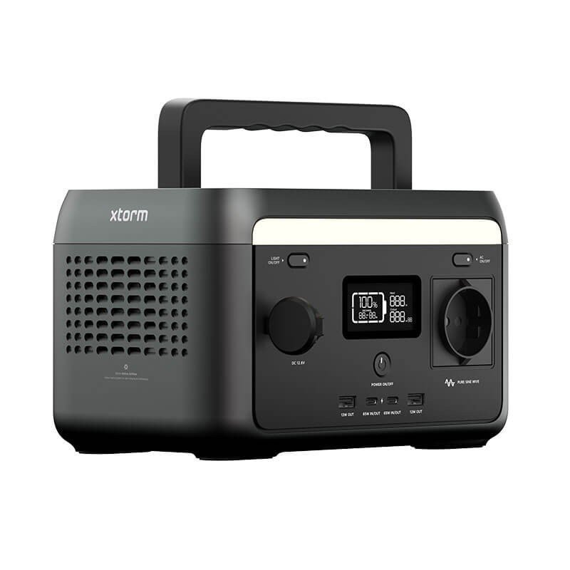 Xtorm kleine mobile Powerstation 300 W mit 204,8 Wh LiFePO4-Akku – Ansicht 2
